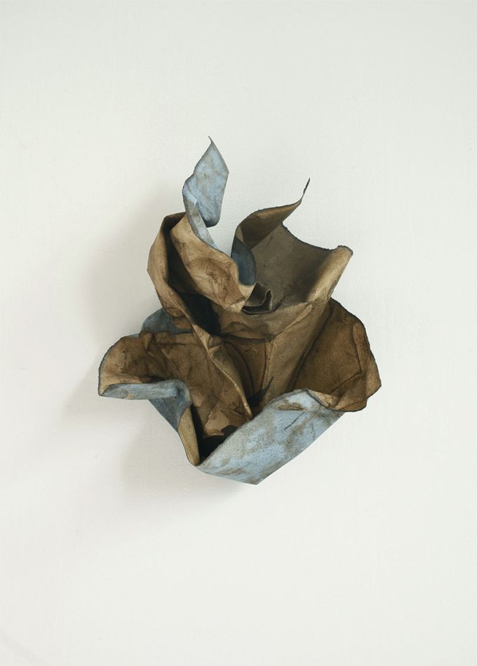 Christine Reifenberger, douv, 2014, tempera on paper, 34 x 27 x 15 cm